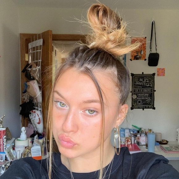 Meet your Posher, Ry - Picture 11 of 12